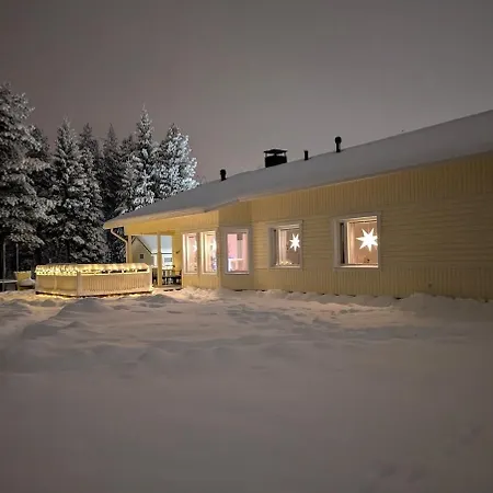 Cozy Detached House In A Quiet Area *